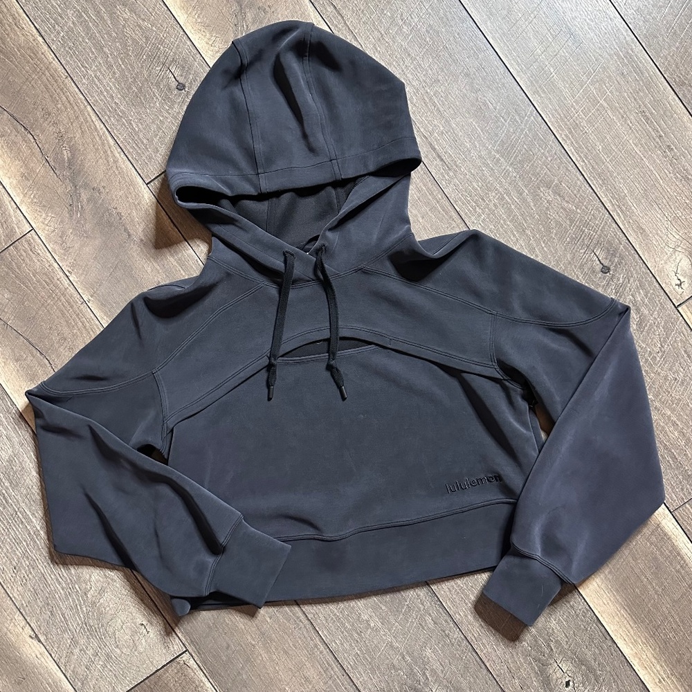 Lululemon Get Centred Crop Hoodie